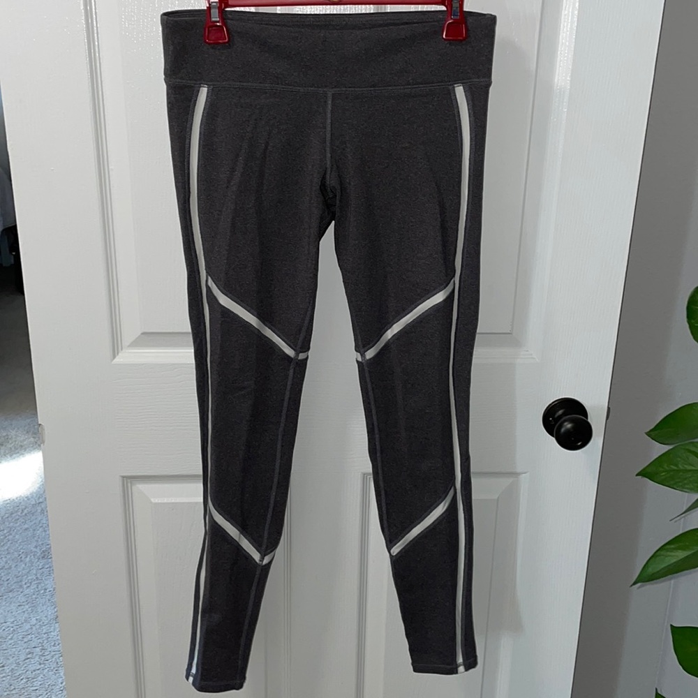 alo “legit” fun leggings